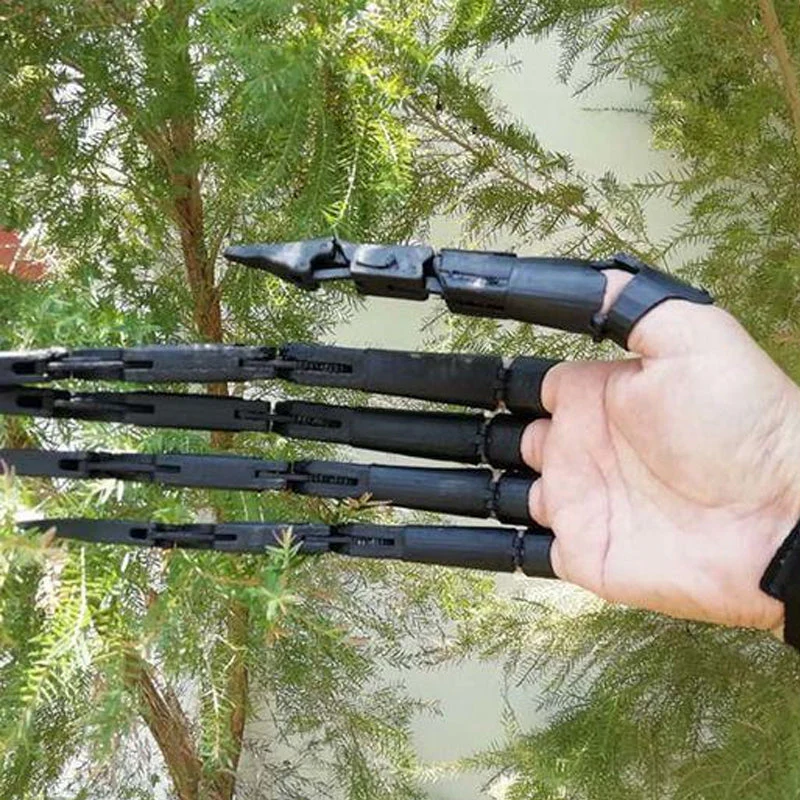 Halloween Props Articulated Fingers - Image 8