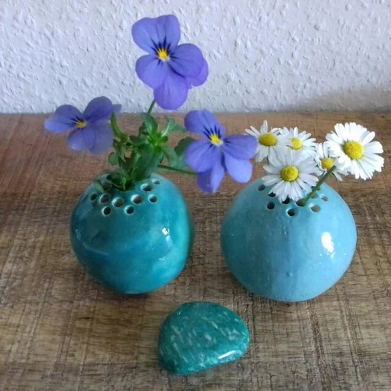 Resin Handmade Vase Flower Stone Table Decor - Image 2